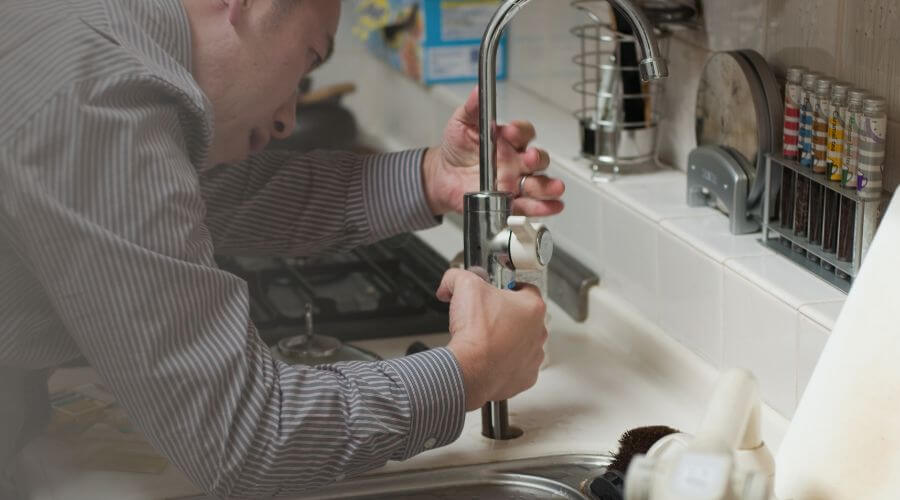Professional sink repair in Downers Grove, IL